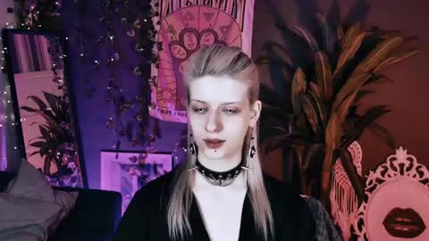REAL name LiaDM are always open online show from 27, 5, 2026