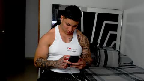 Noah Harris01 online show from 11, 2, 2025