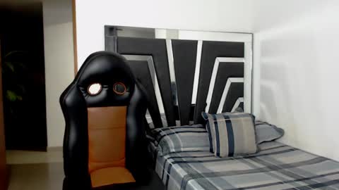 Noah Harris01 online show from 19, 9, 2025