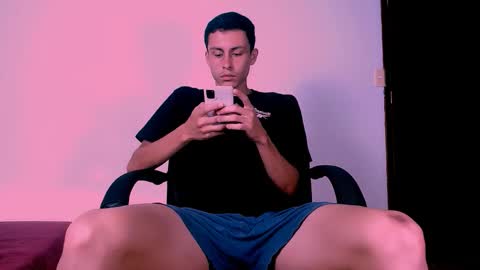 noah_jack1 online show from 3, 11, 2025