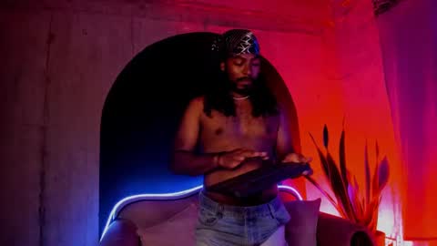 Noah online show from 12, 12, 2024