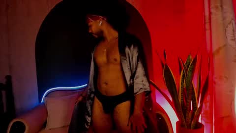 Noah online show from 27, 2, 2025