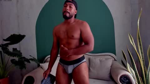 Noah online show from 11, 11, 2025