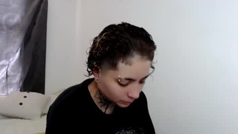 Snapshot of noah_martini chatting on 21, 2, 2025 noah hehim online show from 21, 2, 2025