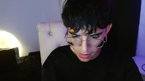 Snapshot of noah_millerx_ chatting on 5, 7, 2026 noah online show from 5, 7, 2026