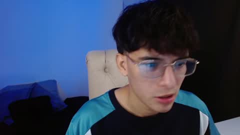 Snapshot of noah_millerx_ chatting on 11, 7, 2026 noah online show from 11, 7, 2026