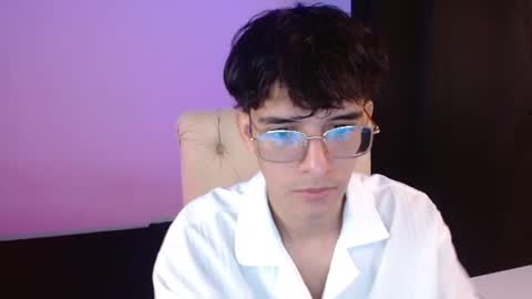 Snapshot of noah_millerx_ chatting on 20, 7, 2026 noah online show from 20, 7, 2026