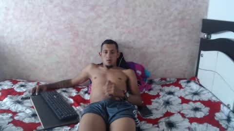 Snapshot of noah_roberts_ chatting on 14, 1, 2025 Noah online show from 14, 1, 2025