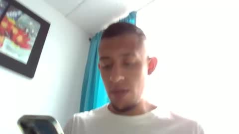 Snapshot of noah_roberts_ chatting on 2, 11, 2025 Noah online show from 2, 11, 2025