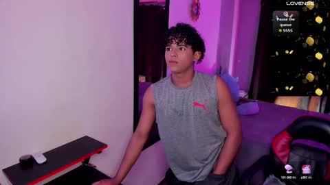 Snapshot of noah_smith04 chatting on 4, 10, 2025 noah_smith04 online show from 4, 10, 2025