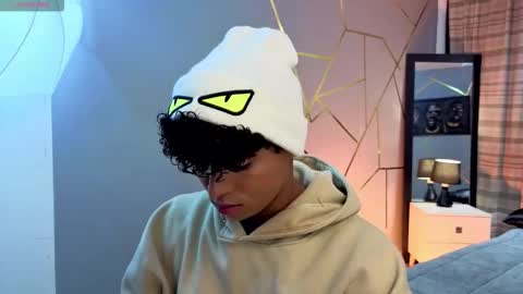 noah_smith04 online show from 26, 11, 2025