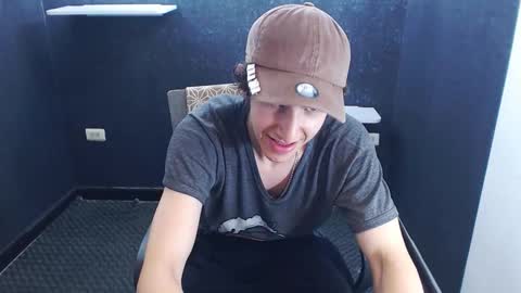 Snapshot of noah_sokolov chatting on 22, 11, 2025 noah_sokolov online show from 22, 11, 2025