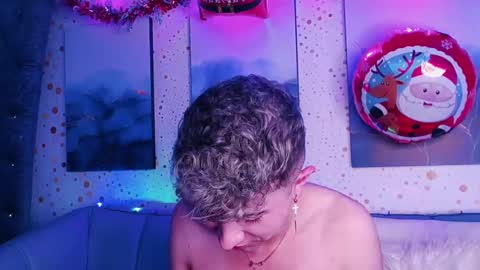 Snapshot of noah_xitruxx chatting on 25, 12, 2024 Noah online show from 25, 12, 2024