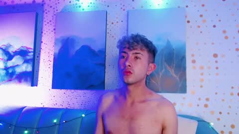 Snapshot of noah_xitruxx chatting on 8, 1, 2025 Noah online show from 8, 1, 2025