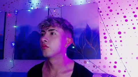 Snapshot of noah_xitruxx chatting on 22, 1, 2025 Noah online show from 22, 1, 2025