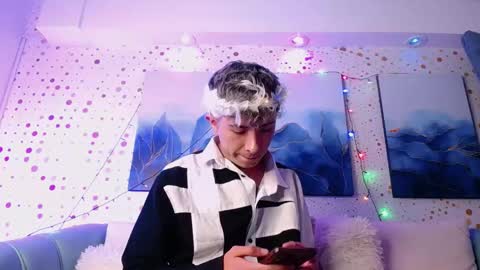 Snapshot of noah_xitruxx chatting on 25, 1, 2025 Noah online show from 25, 1, 2025