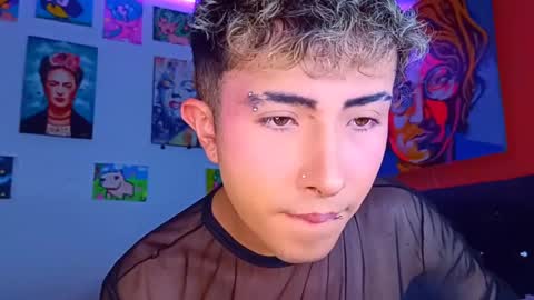 Snapshot of noah_xitruxx chatting on 13, 9, 2025 Noah online show from 13, 9, 2025