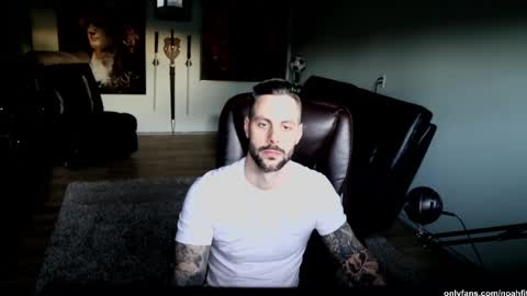 Noah Fitt online show from 25, 4, 2026