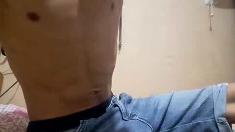 Snapshot of nofacebaby_ chatting on 23, 10, 2025 nofacebaby_ online show from 23, 10, 2025