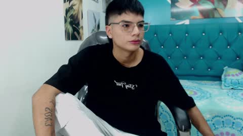 Snapshot of noha_scott chatting on 1, 2, 2025 Noha Scott online show from 1, 2, 2025