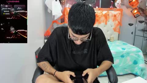 Snapshot of noha_scott chatting on 22, 10, 2025 Noha Scott online show from 22, 10, 2025