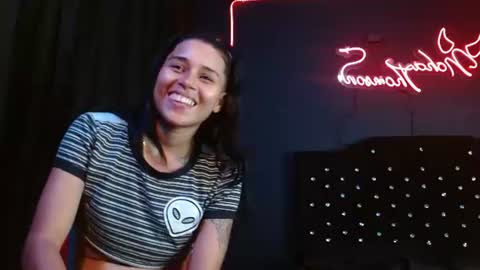 Noha Thomson online show from 5, 7, 2026