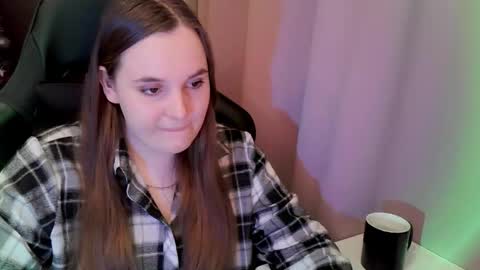 noir_ember_ online show from 1, 2, 2026