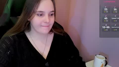 noir_ember_ online show from 15, 4, 2026