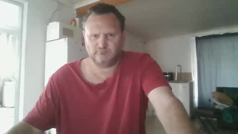 Snapshot of nollie244 chatting on 28, 10, 2025 Nollie online show from 28, 10, 2025