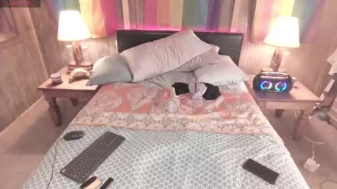 nonamebabez online show from 3, 2, 2025
