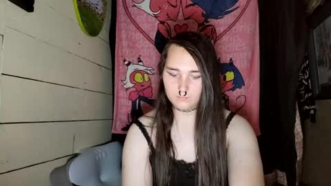 Snapshot of nonbinarybeauty20 chatting on 7, 7, 2026 nonbinarybeauty20 online show from 7, 7, 2026