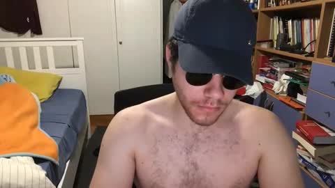 Snapshot of nongay379444 chatting on 7, 12, 2024 nongay379444 online show from 7, 12, 2024