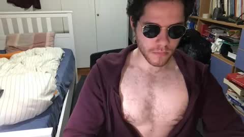 Snapshot of nongay379444 chatting on 11, 12, 2024 nongay379444 online show from 11, 12, 2024