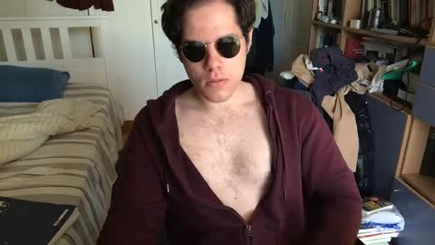 Snapshot of nongay379444 chatting on 18, 12, 2024 nongay379444 online show from 18, 12, 2024