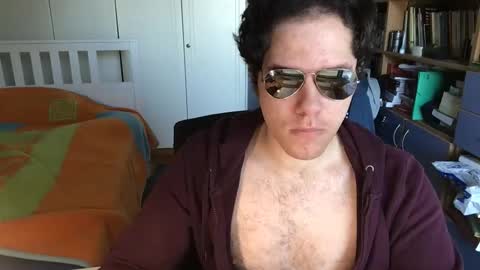 Snapshot of nongay379444 chatting on 31, 12, 2024 nongay379444 online show from 31, 12, 2024