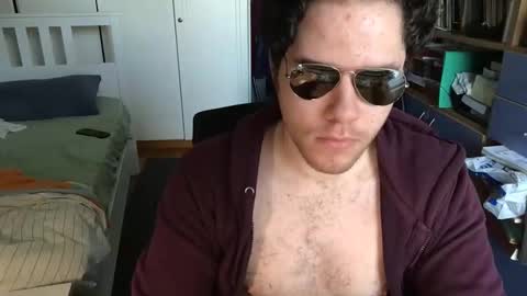 Snapshot of nongay379444 chatting on 6, 1, 2025 nongay379444 online show from 6, 1, 2025