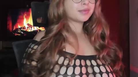 Ara online show from 16, 12, 2025