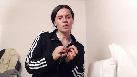 noreen_ online show from 5, 4, 2026