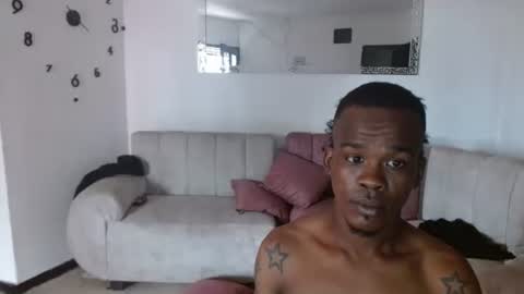 Snapshot of noreno9159 chatting on 9, 11, 2025 noreno9159 online show from 9, 11, 2025