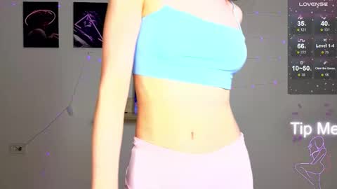 Hello My name is Helene NTMU  Finger up if u like what u see online show from 22, 12, 2025