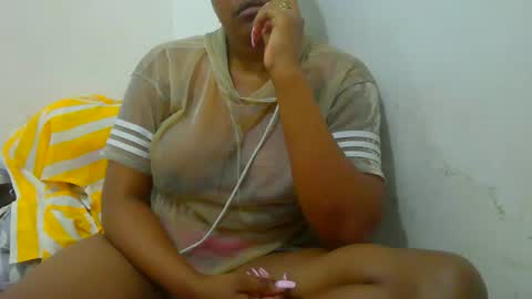 Snapshot of notoy1 chatting on 10, 10, 2025 notoy1 online show from 10, 10, 2025