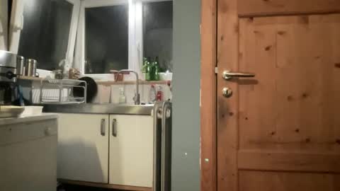 noux69 online show from 27, 10, 2025