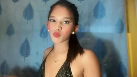Snapshot of nova_licious chatting on 6, 6, 2026 nova_licious online show from 6, 6, 2026