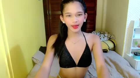 Snapshot of nova_licious chatting on 5, 7, 2026 nova_licious online show from 5, 7, 2026