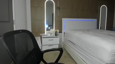 Nova online show from 31, 10, 2025