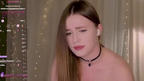 Snapshot of novatemptres chatting on 10, 11, 2025 NovaTemptres online show from 10, 11, 2025