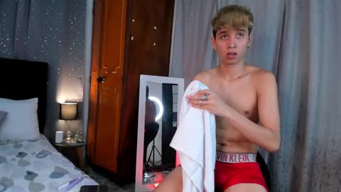 Snapshot of novaybrian chatting on 15, 2, 2025 NovayBrian online show from 15, 2, 2025