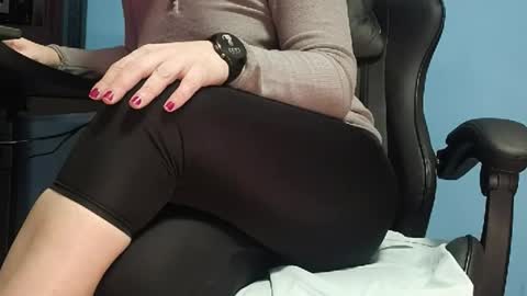 Snapshot of nowandimmediately chatting on 3, 2, 2026 nowandimmediately online show from 3, 2, 2026