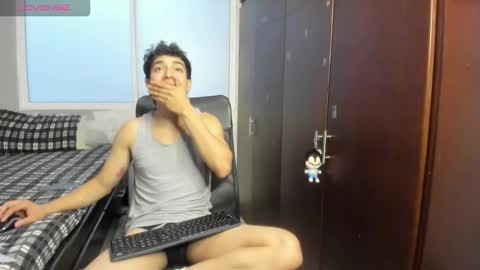 Snapshot of noxx_stark chatting on 1, 11, 2025 Noxx  online show from 1, 11, 2025