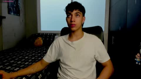 Snapshot of noxx_stark chatting on 4, 2, 2026 Noxx online show from 4, 2, 2026